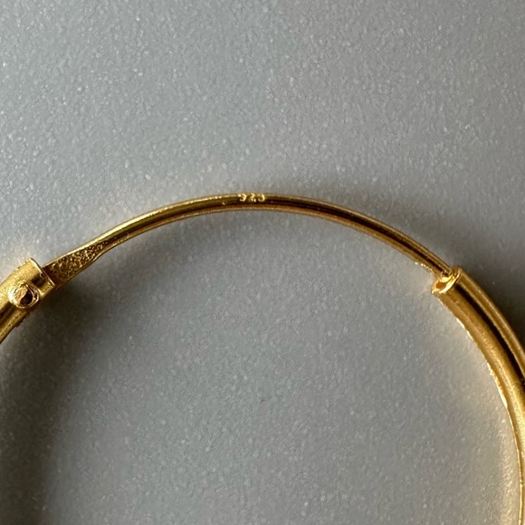 14k Gold Vermeil Classic Gold Hoops 20mm - Picture 6 of 10